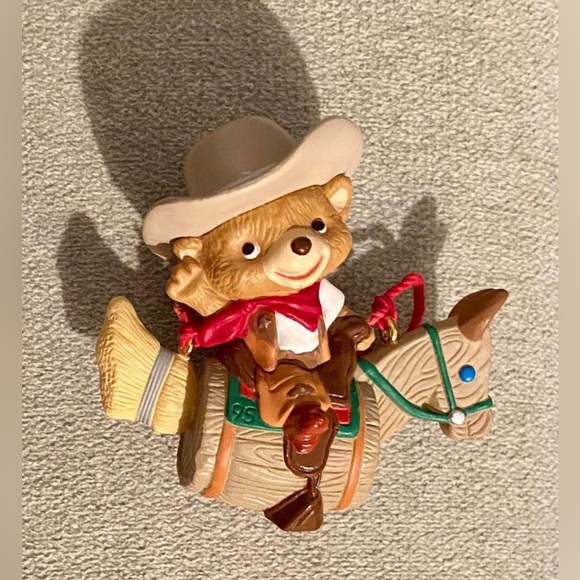 Vintage Hallmark Ornament “Barrel-Back Rider” - Picture 2 of 3